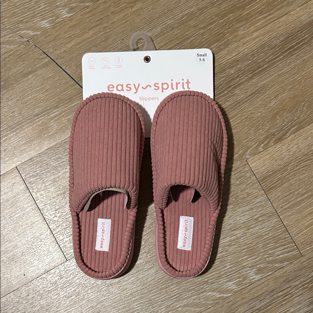 Easy Spirit Women's Mauve Slippers
